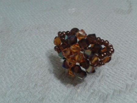 Anillo tonos marrón